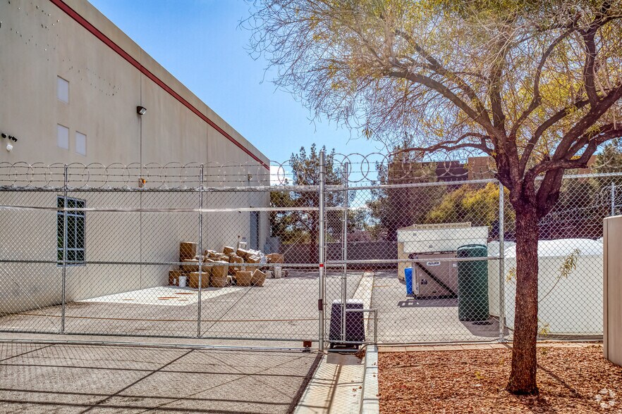 More Photos Of 3685 Post Rd, Las Vegas Warehouse For Sale