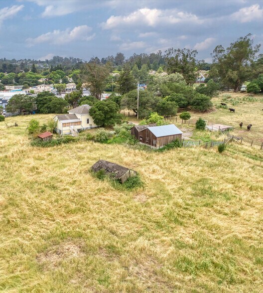 More Photos Of 195 Cinnabar Ave, Petaluma Land For Sale