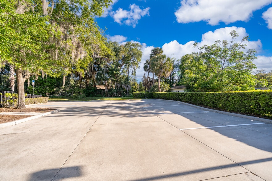 More Photos Of 219 S Clyde Ave, Kissimmee Office For Sale