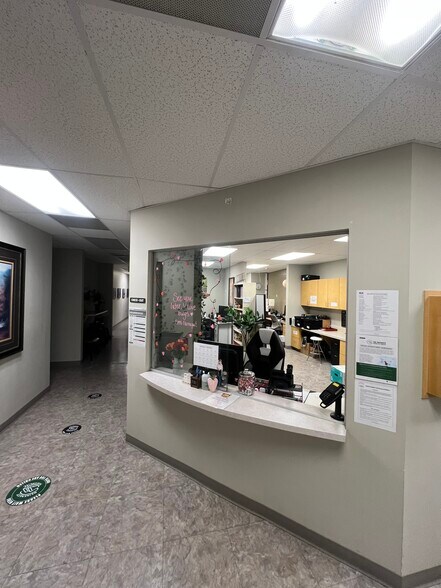 More Photos Of 11808 Kingston Pike, Knoxville Medical For Sale