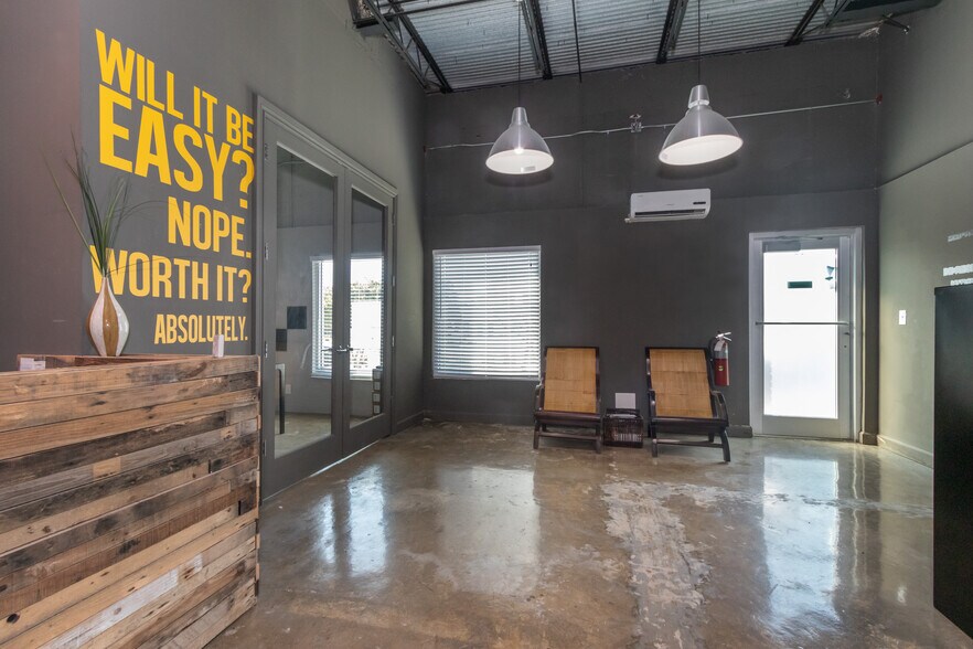 More Photos Of 4160-4260 NW 1st Ave, Boca Raton Showroom For Lease