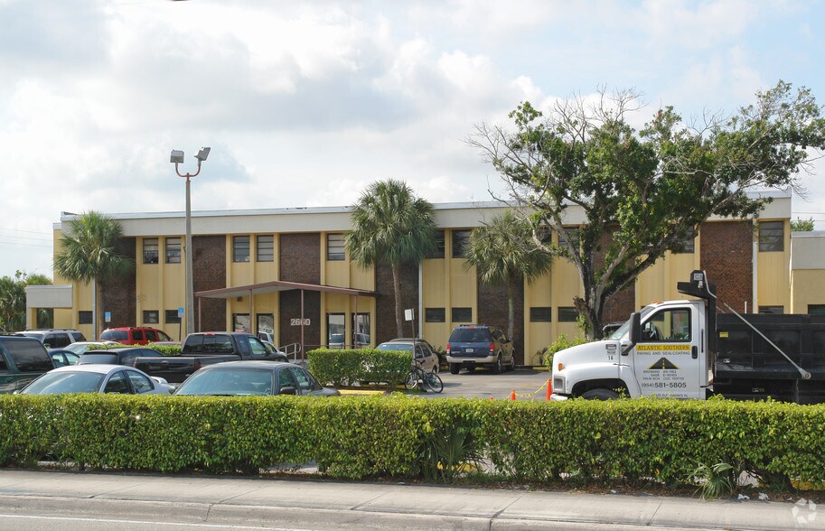 More Photos Of 2660 W Oakland Park Blvd, Oakland Park Office For Sale