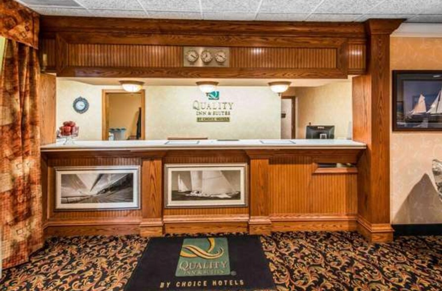 More Photos Of 8040 Perry Hwy, Erie Hotel For Sale