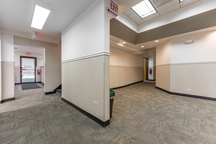 More Photos Of 5430 Saint Charles Rd, Berkeley Office For Sale