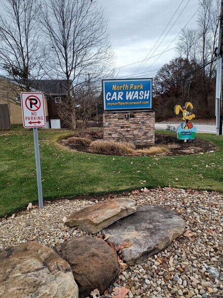 More Photos Of 1366 Wildwood Rd, Gibsonia Carwash For Sale