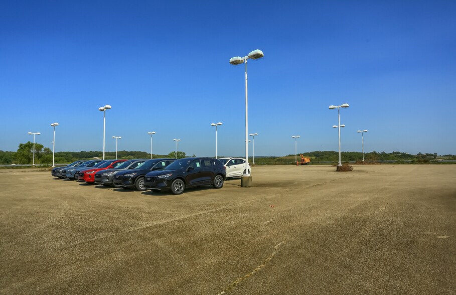 More Photos Of 3 Superior Way, Uniontown Auto Dealership For Sale