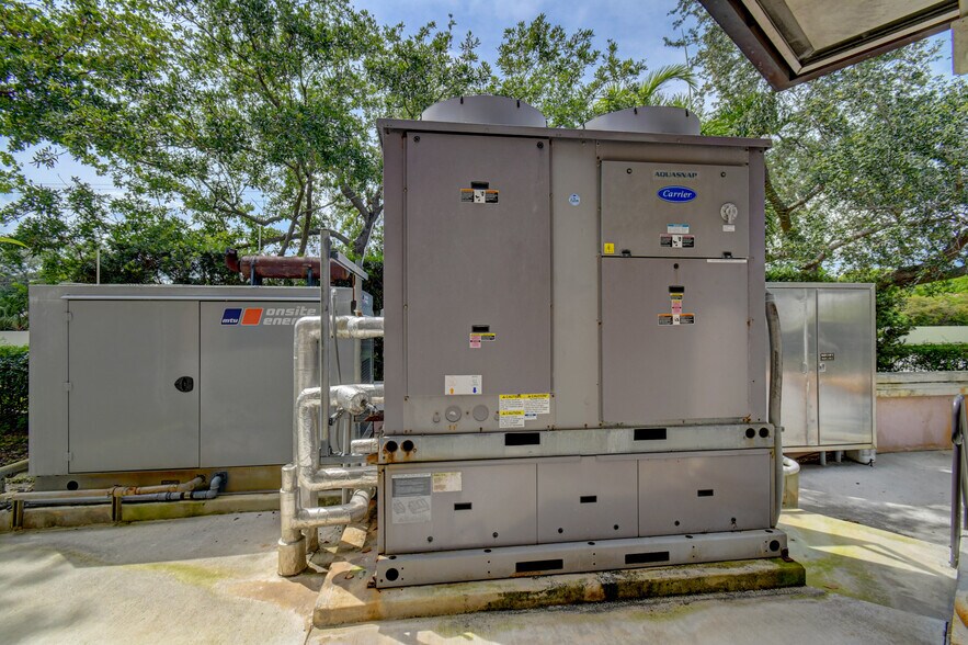 More Photos Of 2314 Seacrest Blvd, Boynton Beach Medical For Lease