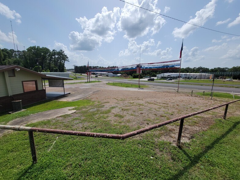 More Photos Of 145 Pan American Dr, Livingston Auto Dealership For Lease