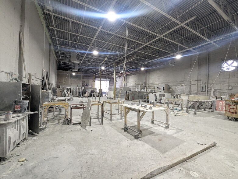 More Photos Of 111 Spencer St, Brooklyn Warehouse For Sale