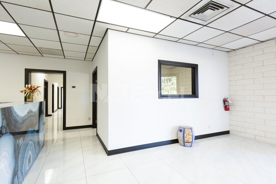 More Photos Of 601 S Rancho Dr, Las Vegas Medical For Sale
