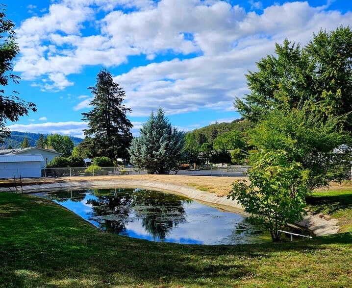 More Photos Of 6901 Old Stage Rd, Central Point Manufactured Housing Mobile Home Park For Sale