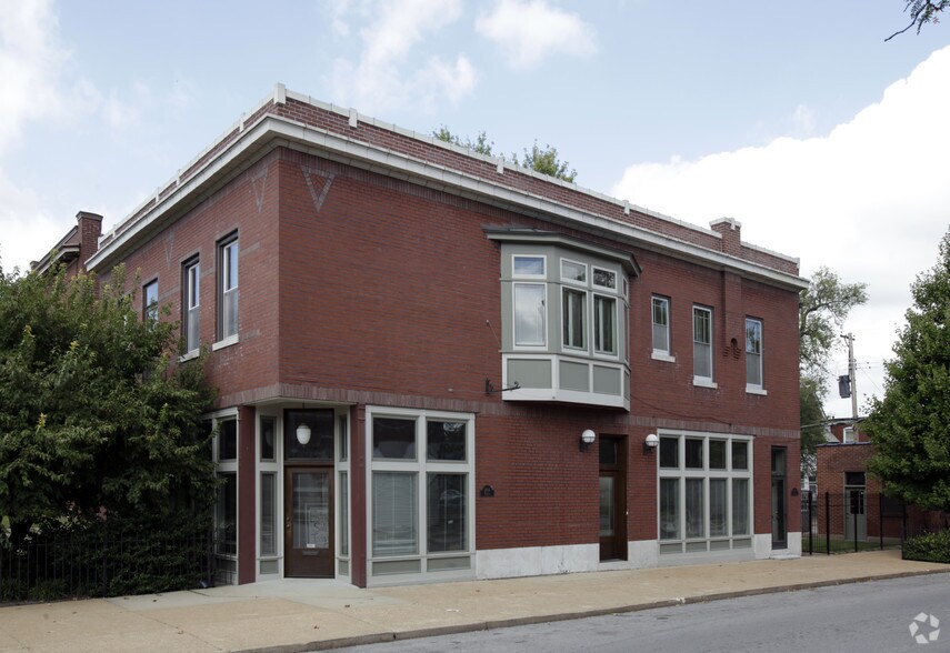 More Photos Of 3801 Wyoming St, Saint Louis Storefront Retail Office For Lease