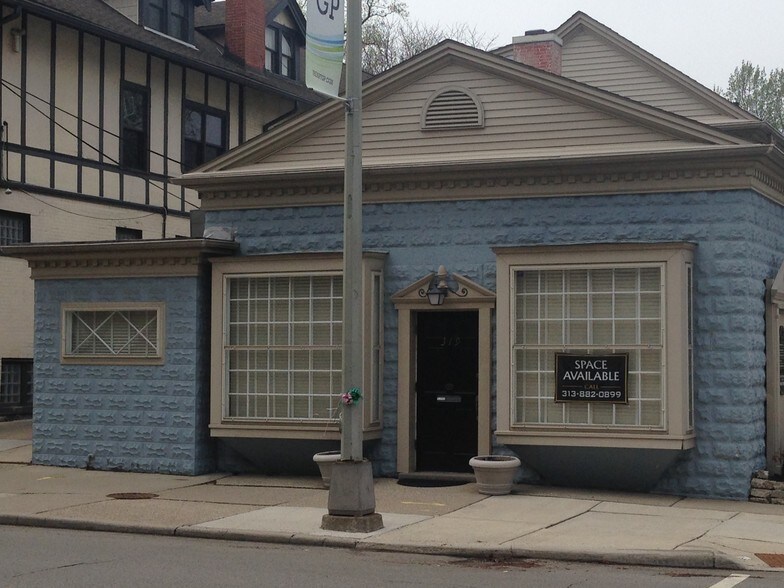 Primary Photo Of 17850-17854 Maumee Ave, Grosse Pointe Farms Office Residential For Lease