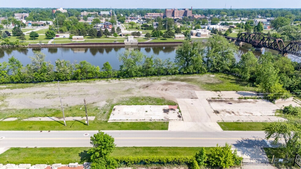 More Photos Of 1420 Niagara st, Saginaw Land For Sale