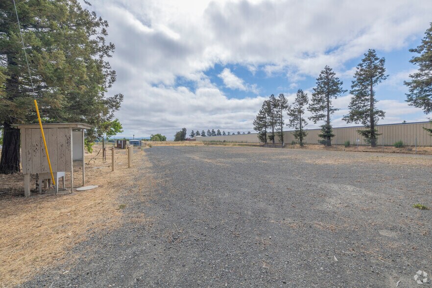 More Photos Of 24200 Arnold Dr, Sonoma Warehouse For Lease
