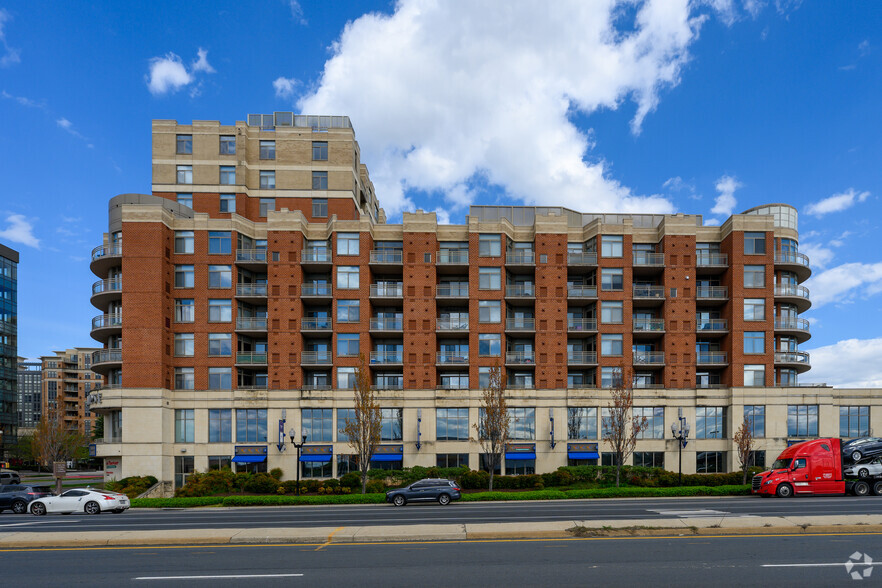 More Photos Of 3600 S Glebe Rd, Arlington Apartments For Lease