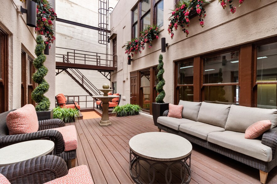 More Photos Of 56 E Pine St, Orlando Loft Creative Space For Lease