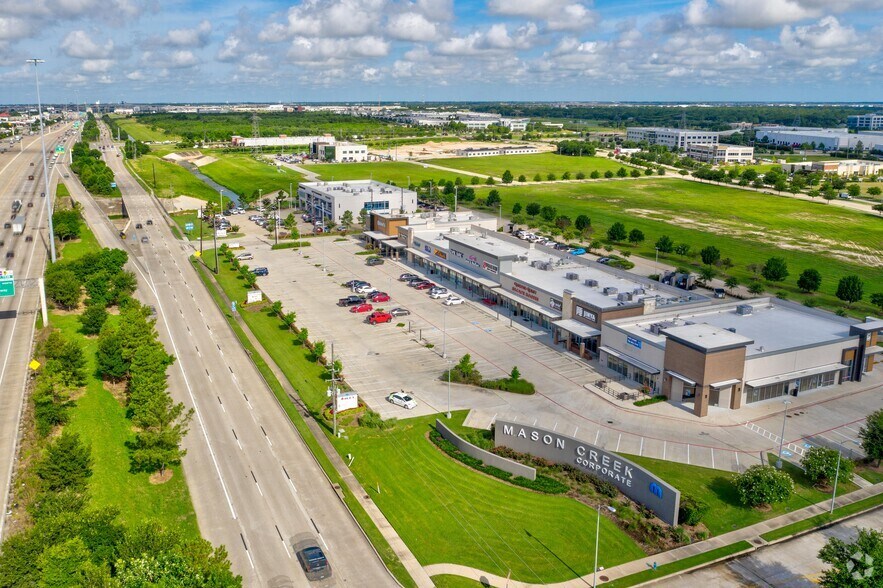 More Photos Of 21788 Katy Fwy, Katy Storefront For Lease