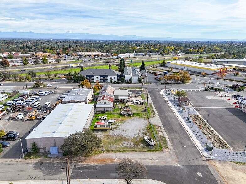 More Photos Of 5830 Caterpillar rd, Redding Industrial For Sale