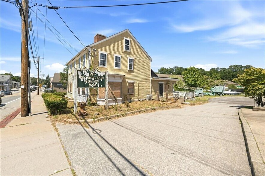 More Photos Of 3376 Post Rd, Warwick Restaurant For Sale