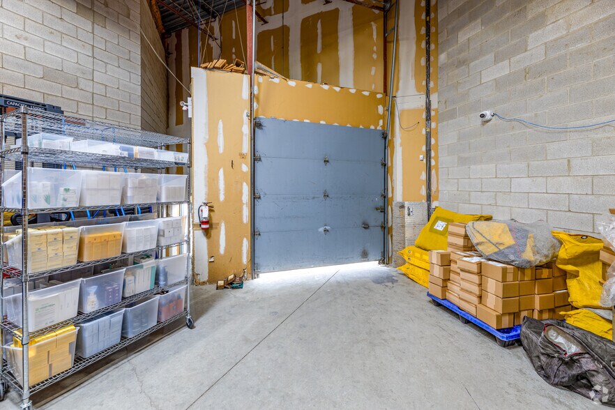 More Photos Of 50 W Wilmot St, Richmond Hill Manufacturing For Lease