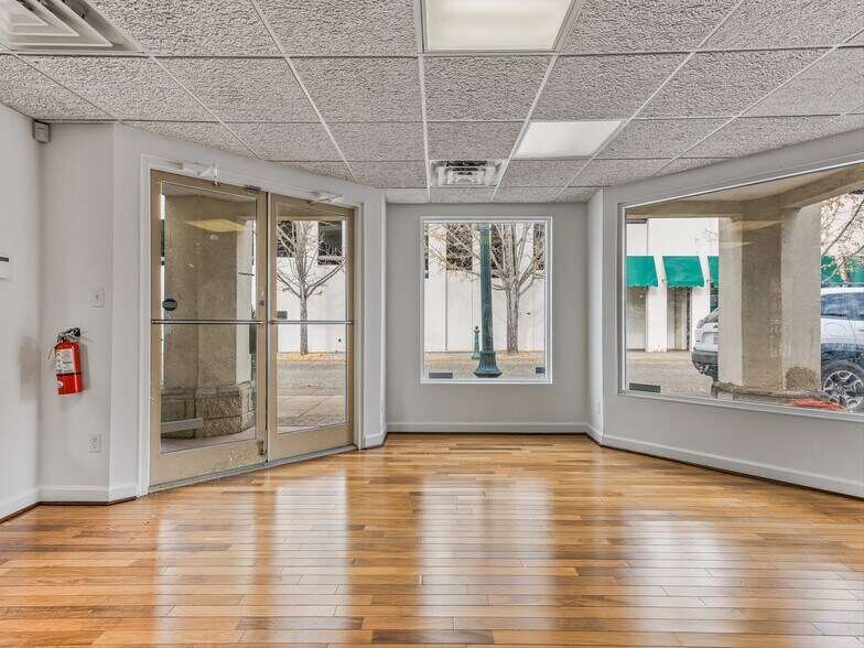 More Photos Of 70 Wall St, Asheville Office For Lease