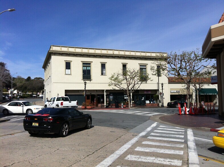 More Photos Of 486 Alvarado St, Monterey Storefront Retail Office For Lease