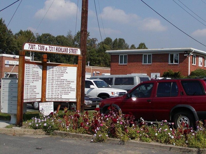 More Photos Of 7309 Highland St, Springfield Light Distribution For Lease