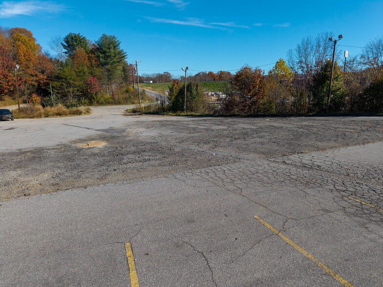 More Photos Of 1941 Champion Dr, Canton Restaurant For Lease