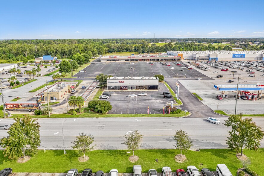 More Photos Of 2831 Ledo Rd, Albany Storefront For Lease