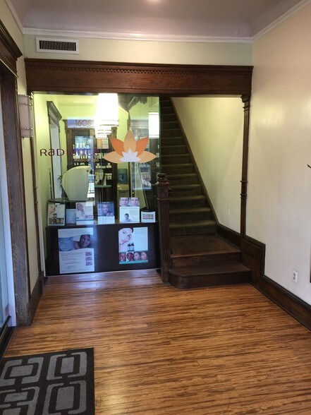 More Photos Of 1608 20th St NW, Washington Storefront Retail Office For Lease