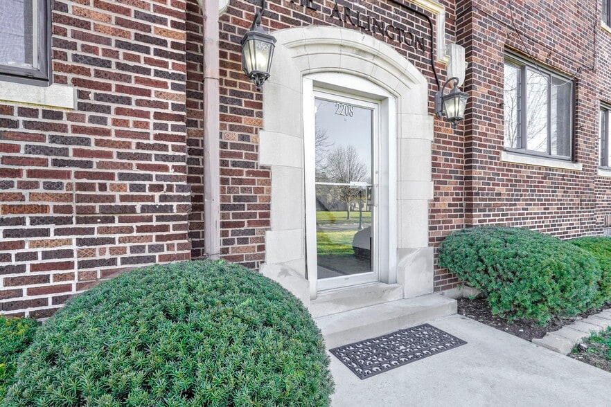 More Photos Of 2208 Arlington Ave, Columbus Apartments For Sale