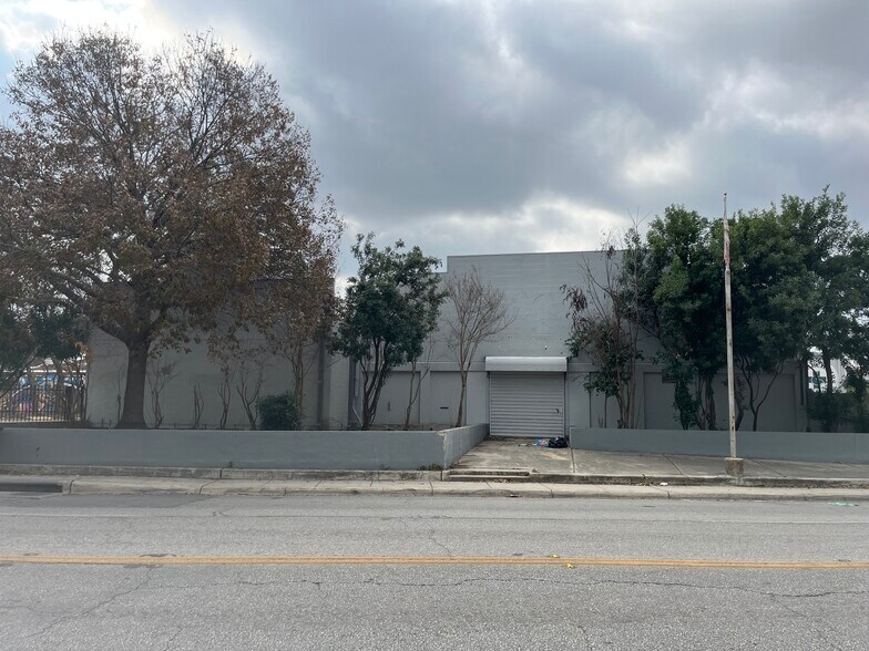More Photos Of 1116 E Houston St, San Antonio Land For Lease