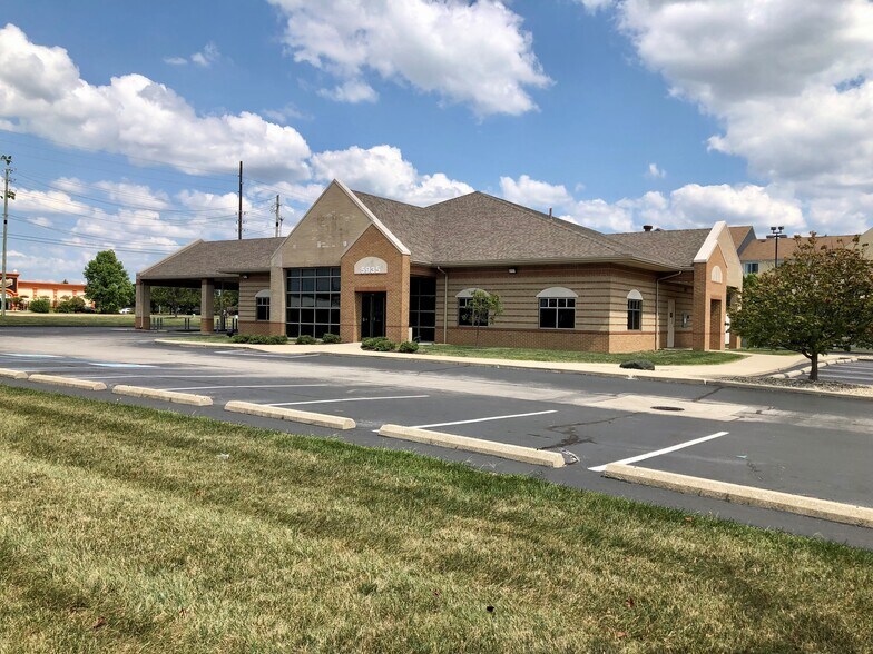 Primary Photo Of 5935 W 86th St, Indianapolis Bank For Sale