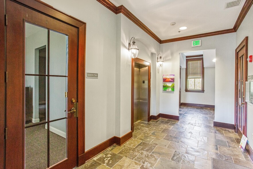 More Photos Of 141 E Mack Bayou Loop, Santa Rosa Beach Medical For Lease