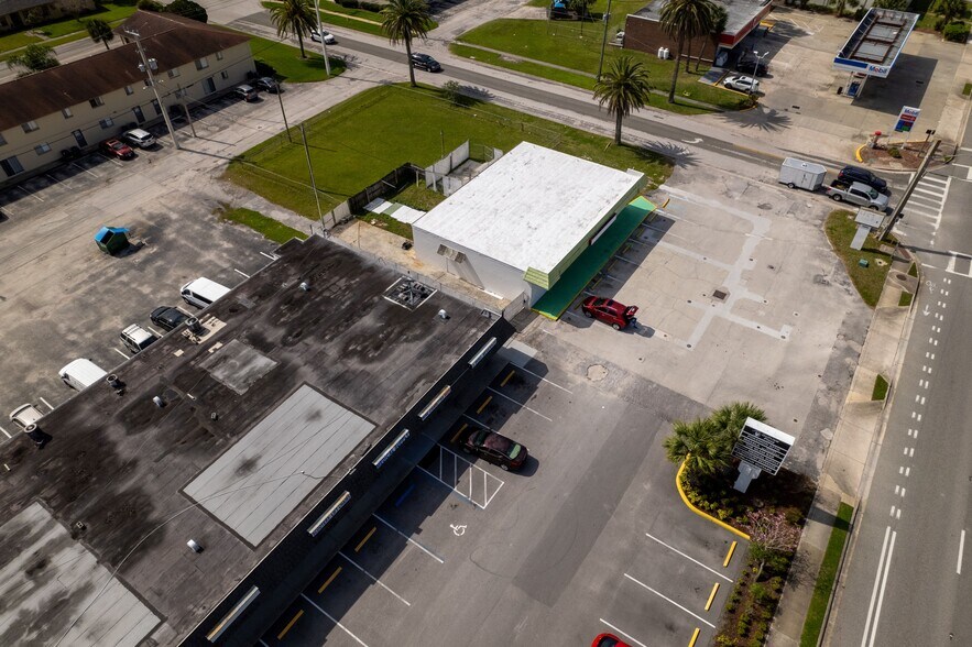 More Photos Of 599 Beville Rd, Daytona Beach General Retail For Sale