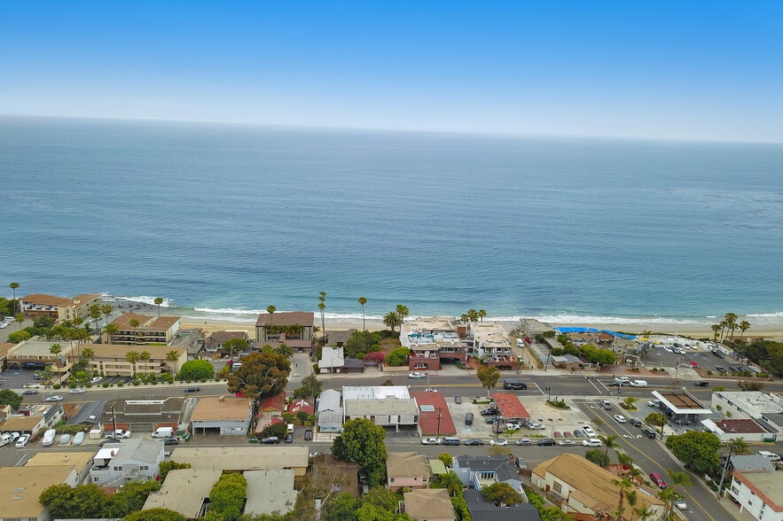 More Photos Of 621 Ramona Ave, Laguna Beach Apartments For Sale