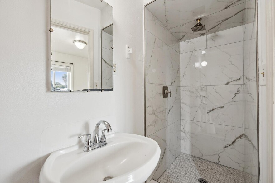 More Photos Of 212 2nd St, Isleton General Retail For Sale