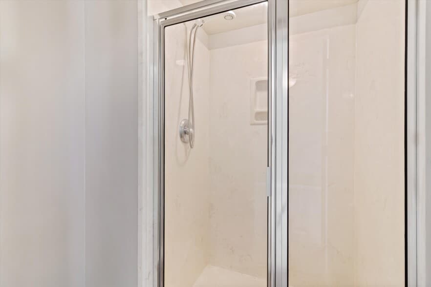 More Photos Of , Memphis Multifamily For Sale