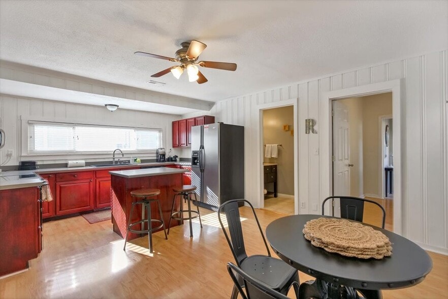 More Photos Of , Mason Specialty For Sale