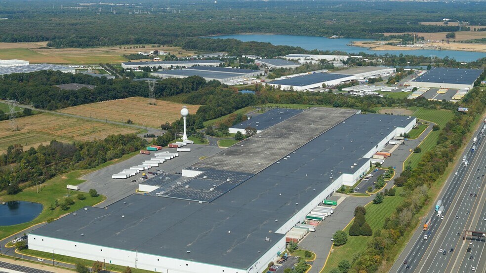 More Photos Of 200 Docks Corner Rd, South Brunswick Warehouse For Lease