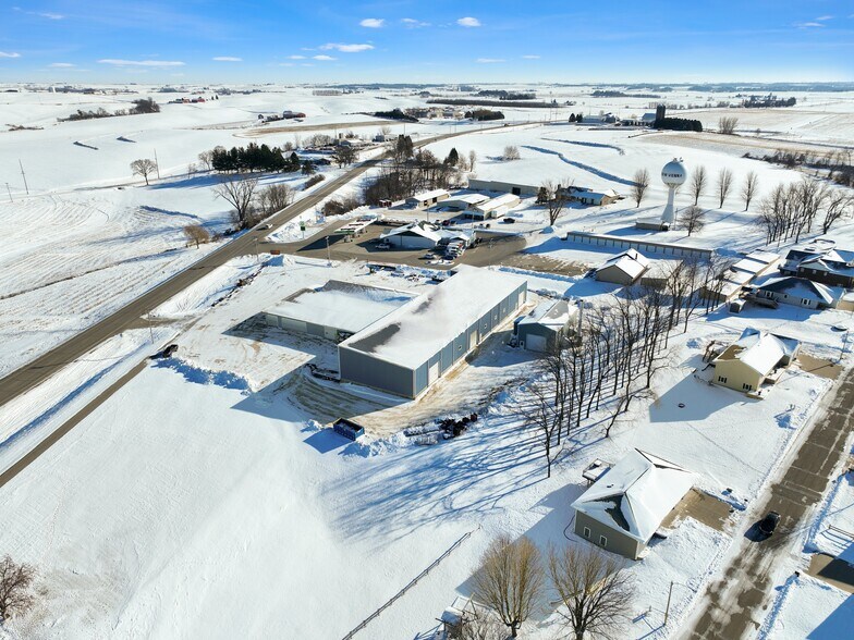 More Photos Of 6869 Columbus St, New Vienna Warehouse For Sale