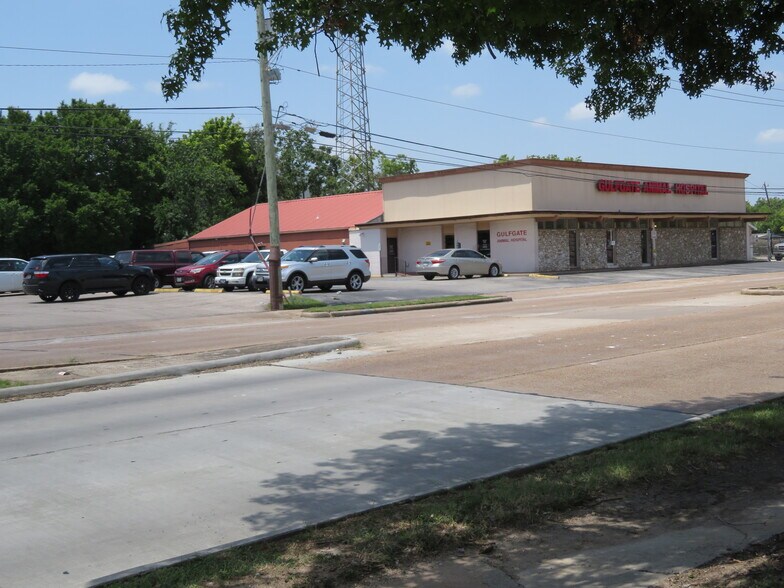 More Photos Of 226-230 Winkler Dr, Houston Storefront Retail Office For Lease