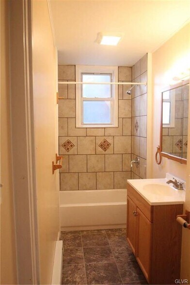 More Photos Of 441 W Turner St, Allentown Multifamily For Sale