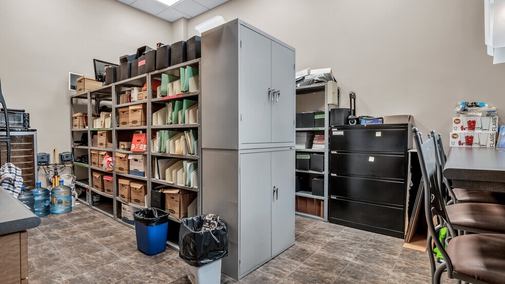 More Photos Of 484 Pelissier St, Windsor Office For Sale