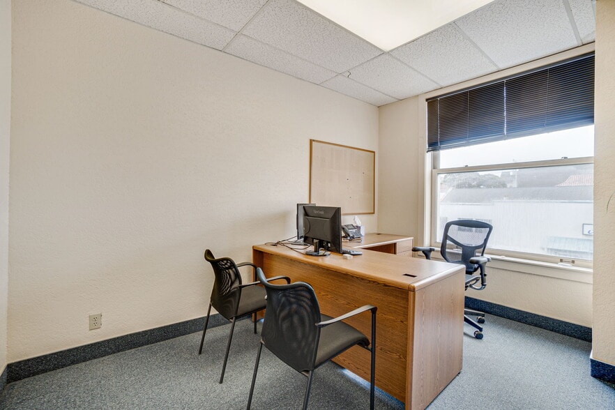 More Photos Of 701 5th St, Eureka Office Residential For Sale