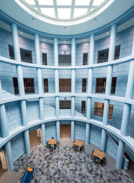 More Photos Of 10330 N Meridian St, Carmel Medical For Lease