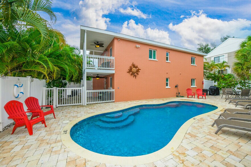 More Photos Of 308 Canal Rd, Siesta Key Apartments For Sale