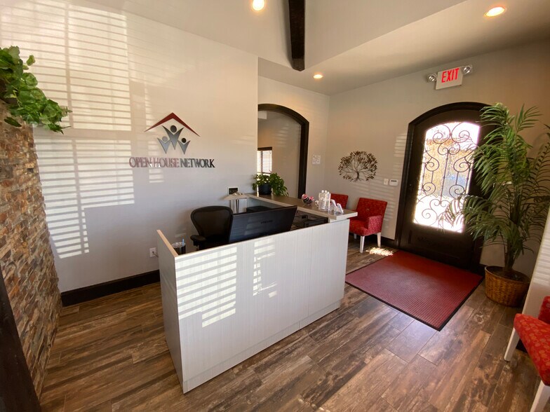 More Photos Of 2101 E Kirkwood Blvd, Southlake Office For Lease