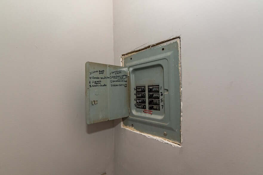 More Photos Of 1605 Homestead St, Baltimore Apartments For Sale